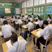 前期中間テストの様子