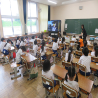 １、２年生の授業（6/11）の様子です