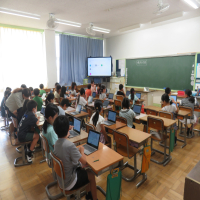 ３、4年生の授業（6/30）の様子です