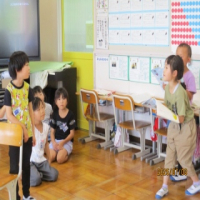 国語科「おおきなかぶ」音読劇の練習＆生活科「しゃぼん玉遊び」