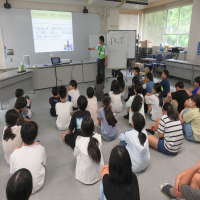 ６年生は薬物乱用防止教室（7/15）を行いました